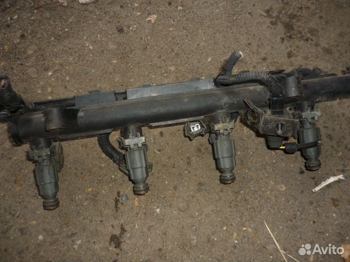 Топливная рампа с форсунками мр 20