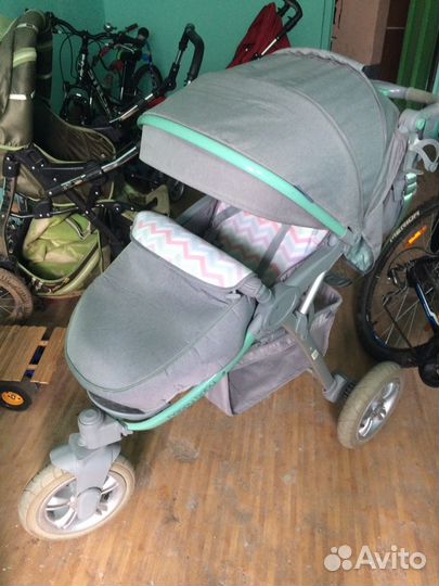 Коляска Happy Baby Neon sport