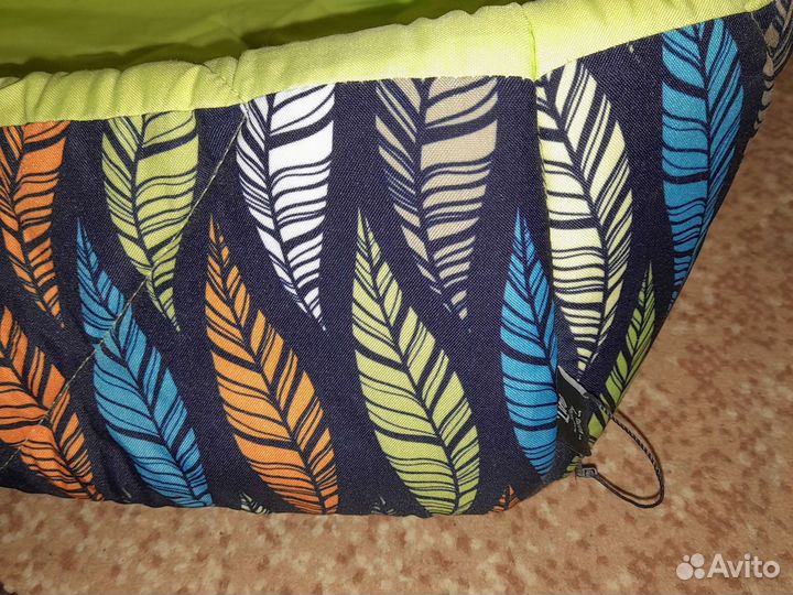 Лежанка для собак