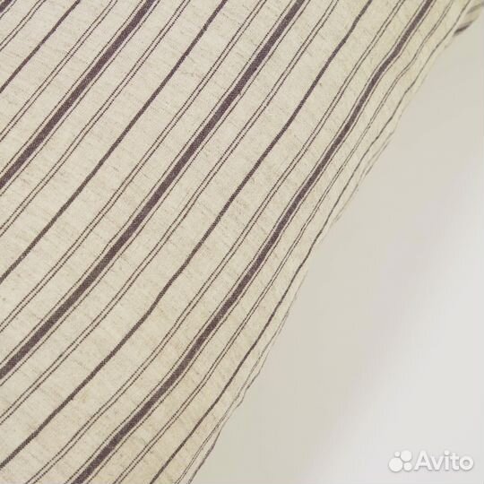 Чехол Etna в коричневую полоску 30 x 50 см