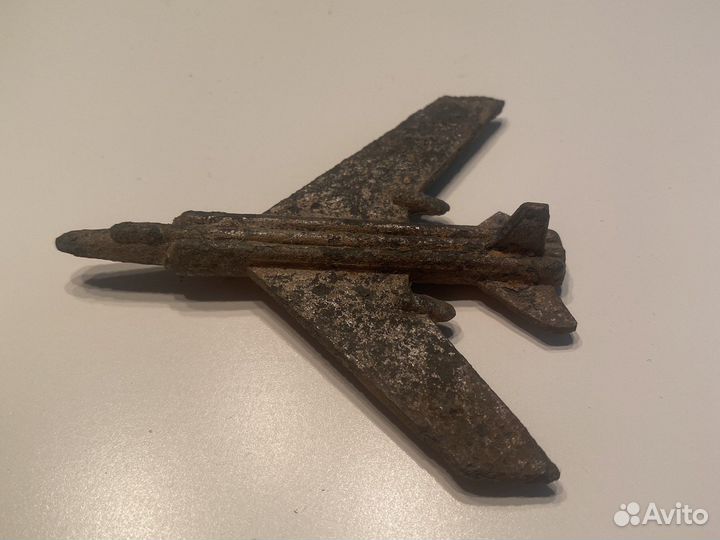 Самолёт Ту 24 и танк СССР