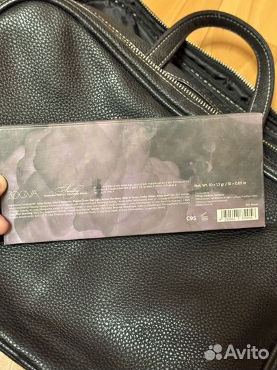 Тени для век