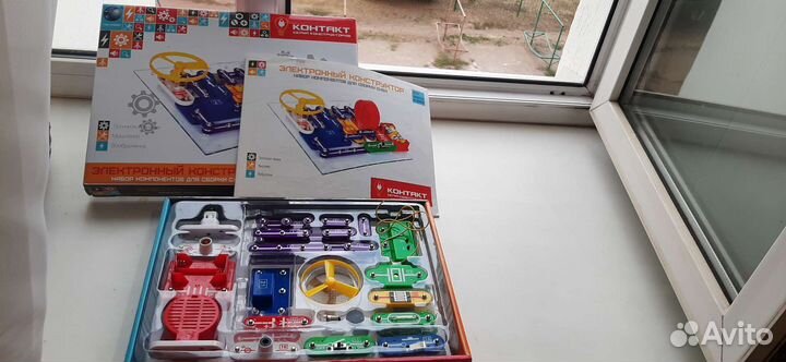 Электронный конструктор 335 схем