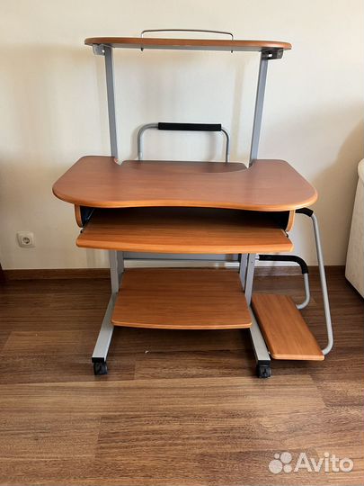 Компьютерный стол бу