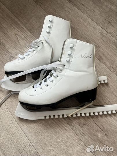 Коньки фигурные 37