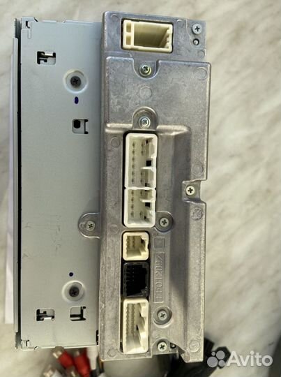 Магнитла toyota avensis