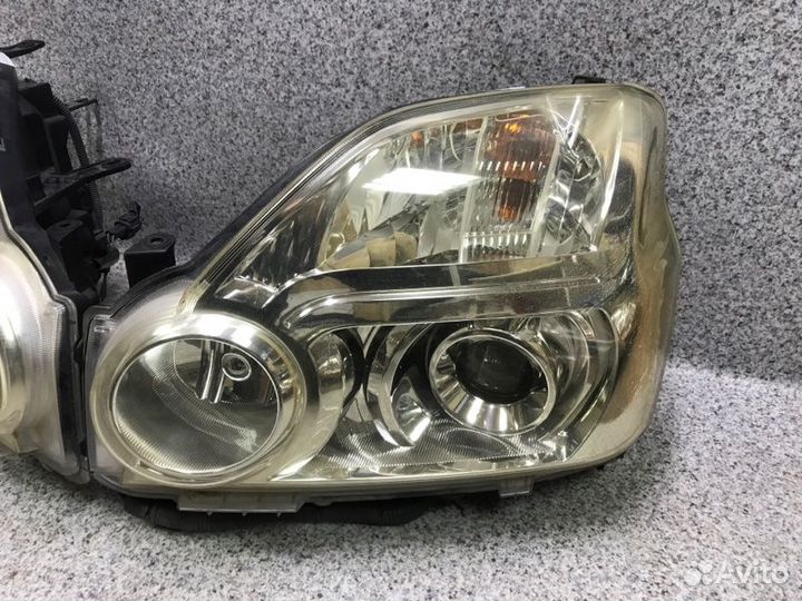 Фара Nissan X-Trail T31 2007