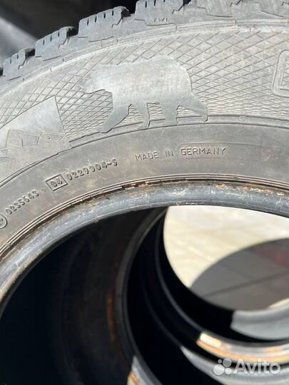 Gislaved Nord Frost 5 215/65 R16 102