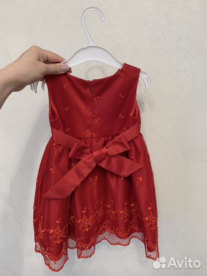 Платье нарядное для девочки 86-92