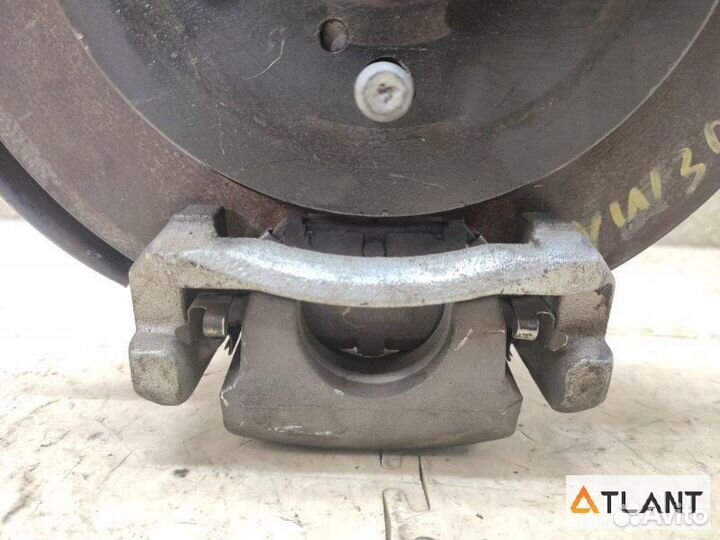 Ступица задняя левая toyota prius