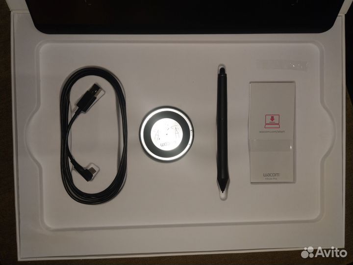 Графический планшет Wacom Intuos Pro M