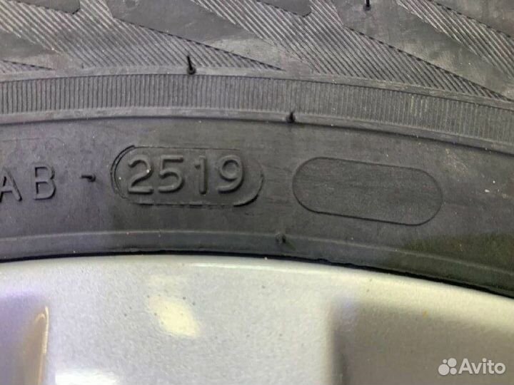 Колеса зимние (шип) Nokian 205/65R16 Camry