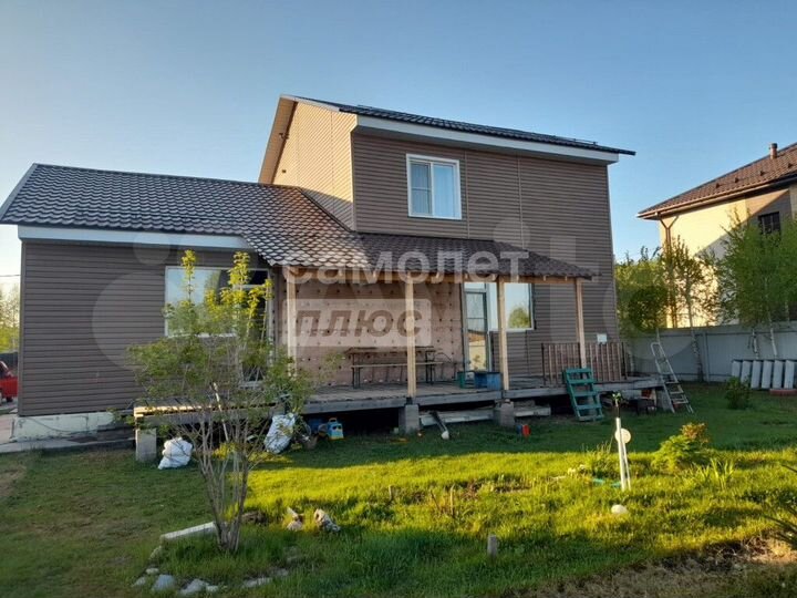 Коттедж 160 м² на участке 11 сот.