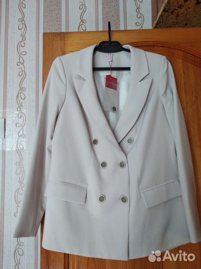 Пиджак женский новый