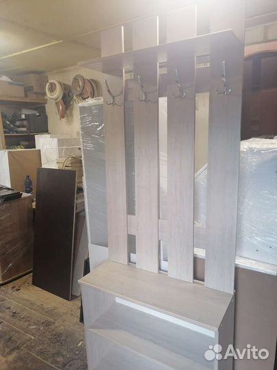 Вешалка. Мини прихожая