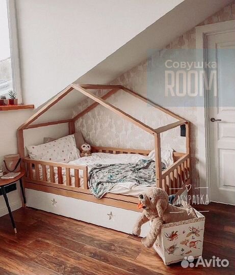 Детская кровать домик