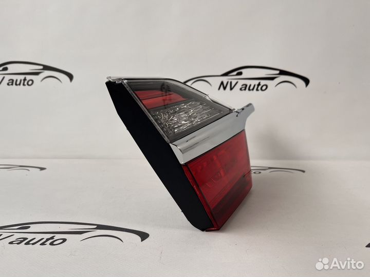Toyota camry 55 фонарь внутренний левый 15-17
