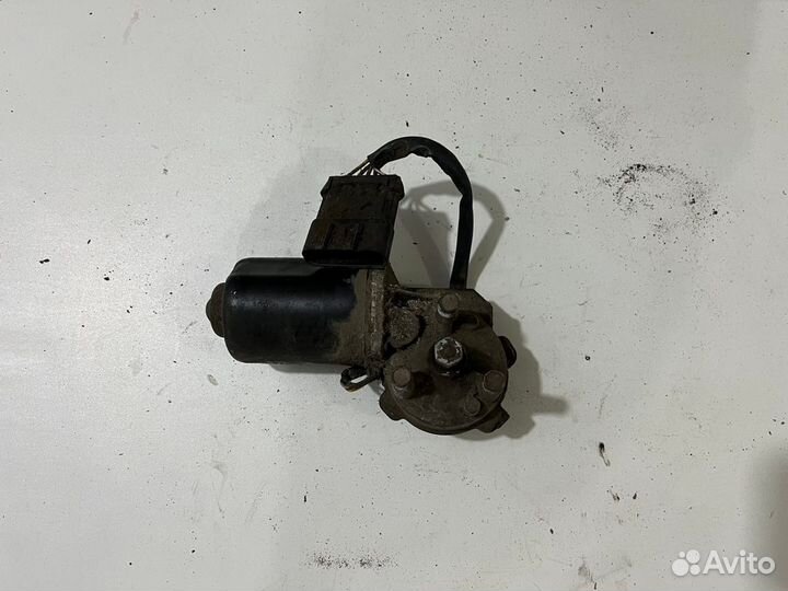 Моторчик дворников передний Opel Omega B