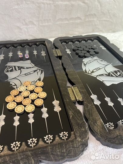 Нарды ручной работы со стеклянным игровым полем