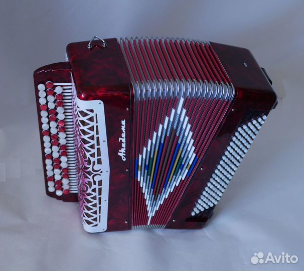 Баян цельнопланочный