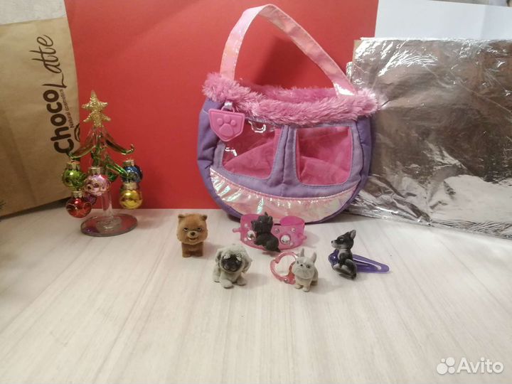 Щенята в сумочке