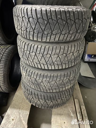 Оригинальный комлект R16 Volkswagen Passat