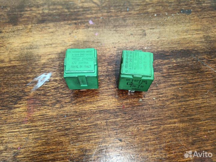 Реле Mercedes Vito 638 (ящик 04)