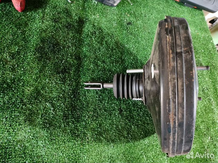 Вакум тормозной opel astra h