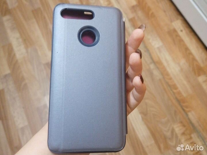 Чехол на телефон