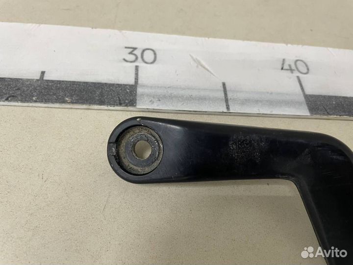 Поводок стеклоочистителя передний левый Skoda Fabi