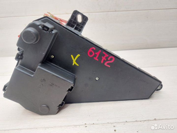 Блок предохранителей Bmw 5 Е60 M57N2 2009