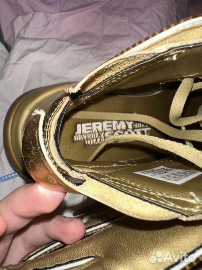 Кроссовки adidas jeremy scott wings 3.0