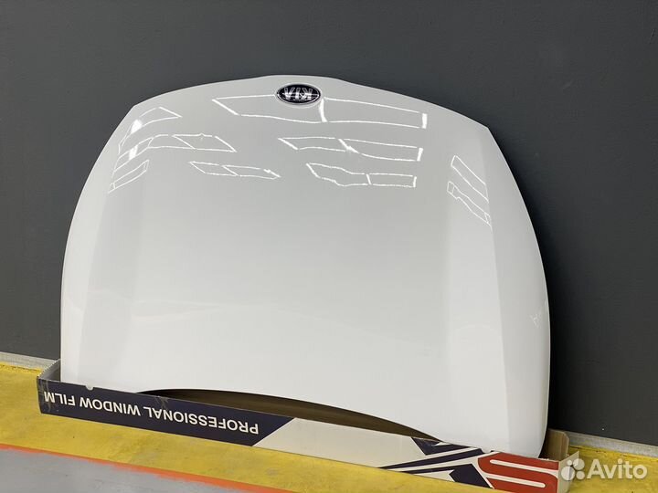 Капот на kia rio 4 белый