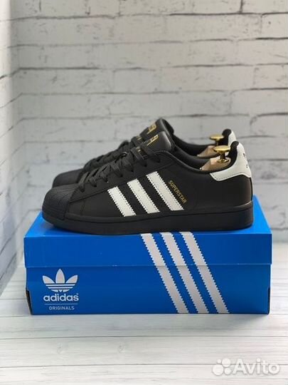 Кроссовки Adidas Superstar