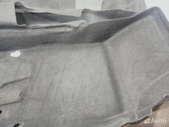 Покрытие напольное Renault Megane 3 749028154R