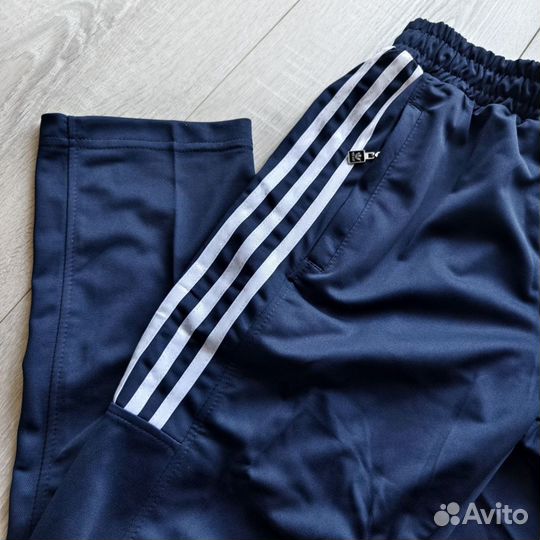 Спортивный костюм Adidas