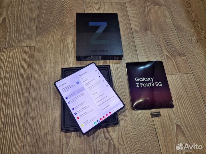 Samsung Galaxy Z Fold3 5G, 12/256 ГБ
