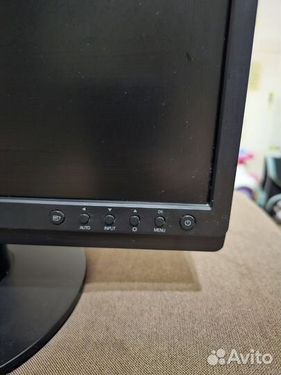 Монитор Philips 19 дюймов