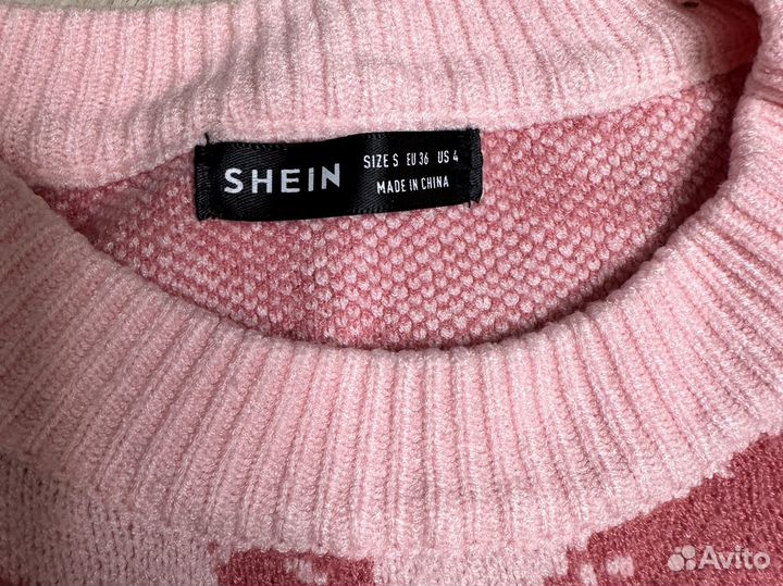 Свитер женский