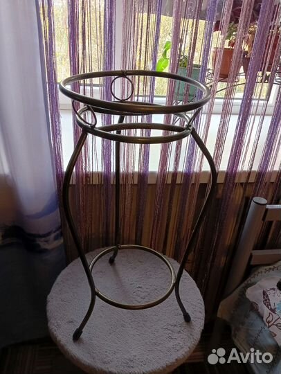 Подставка для цветов на подоконник