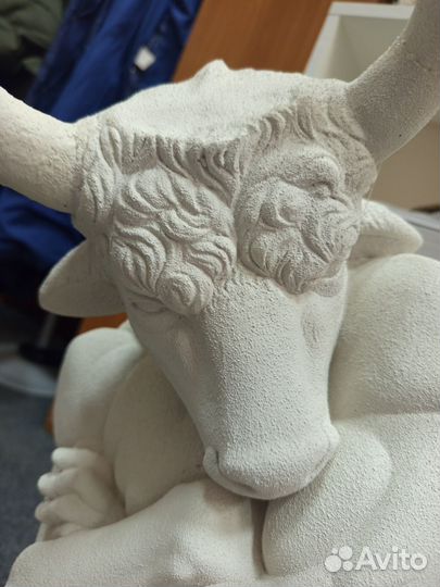 Статуя стеклофибробетон