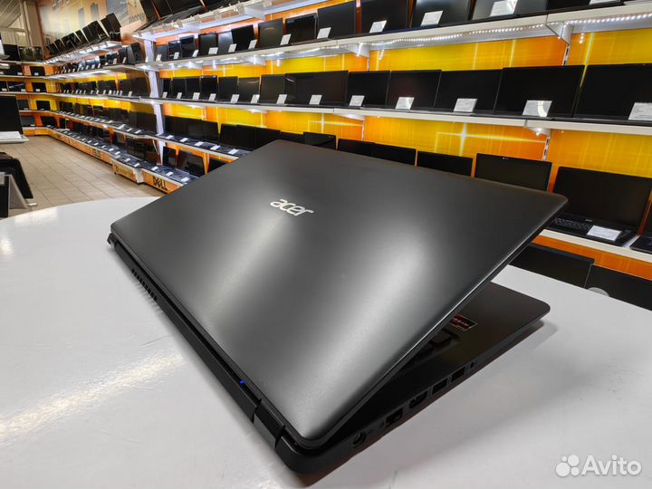 Ноутбук Acer 15.6''ryzen 3 3200u 8Gb Radeon 540x