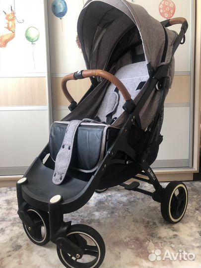 Коляска прогулочная Dearest 818