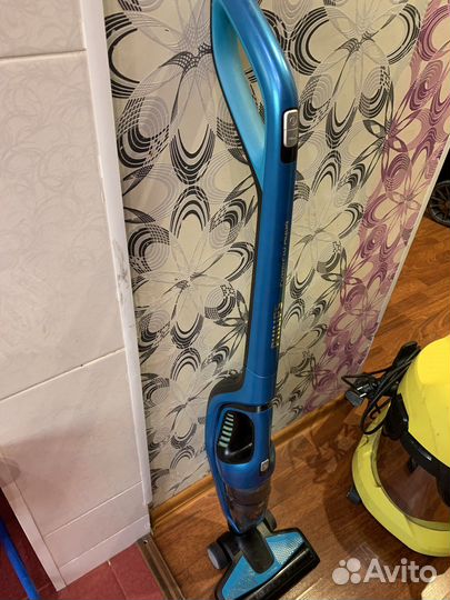 Пылесос Philips ручной, моющий