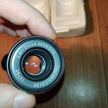 Carl Zeiss Jena Tevidon 1.4/25mm