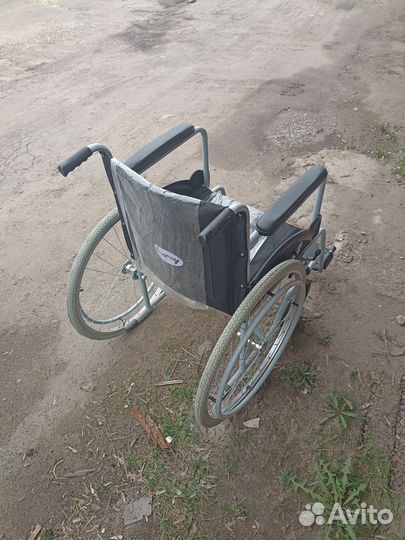 Инвалидная коляска складная бу