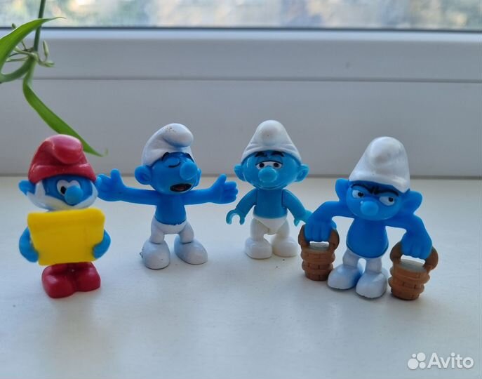 Игрушки Kinder Surprise
