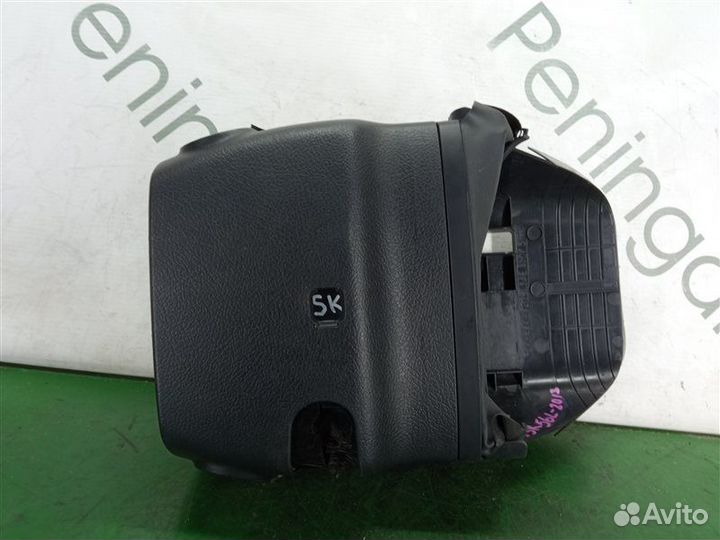 Кожух рулевой колонки Toyota Tundra USK56