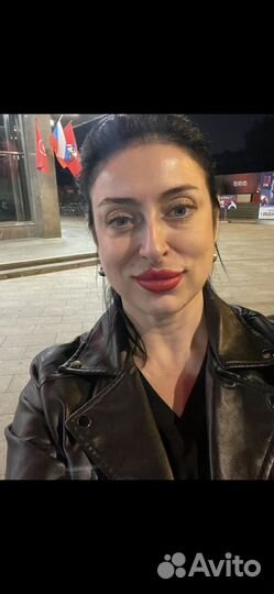 Старший администратор студии маникюра