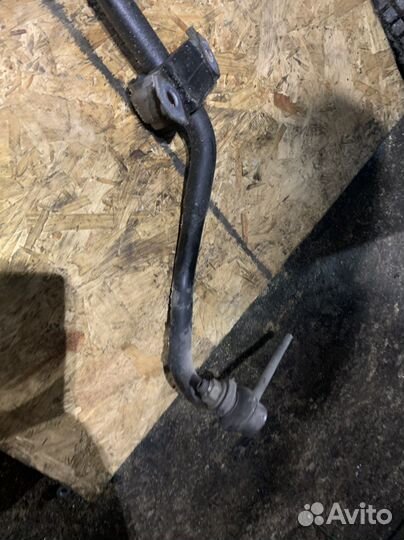 Стабилизатор передний на BMW 7 F01 F02